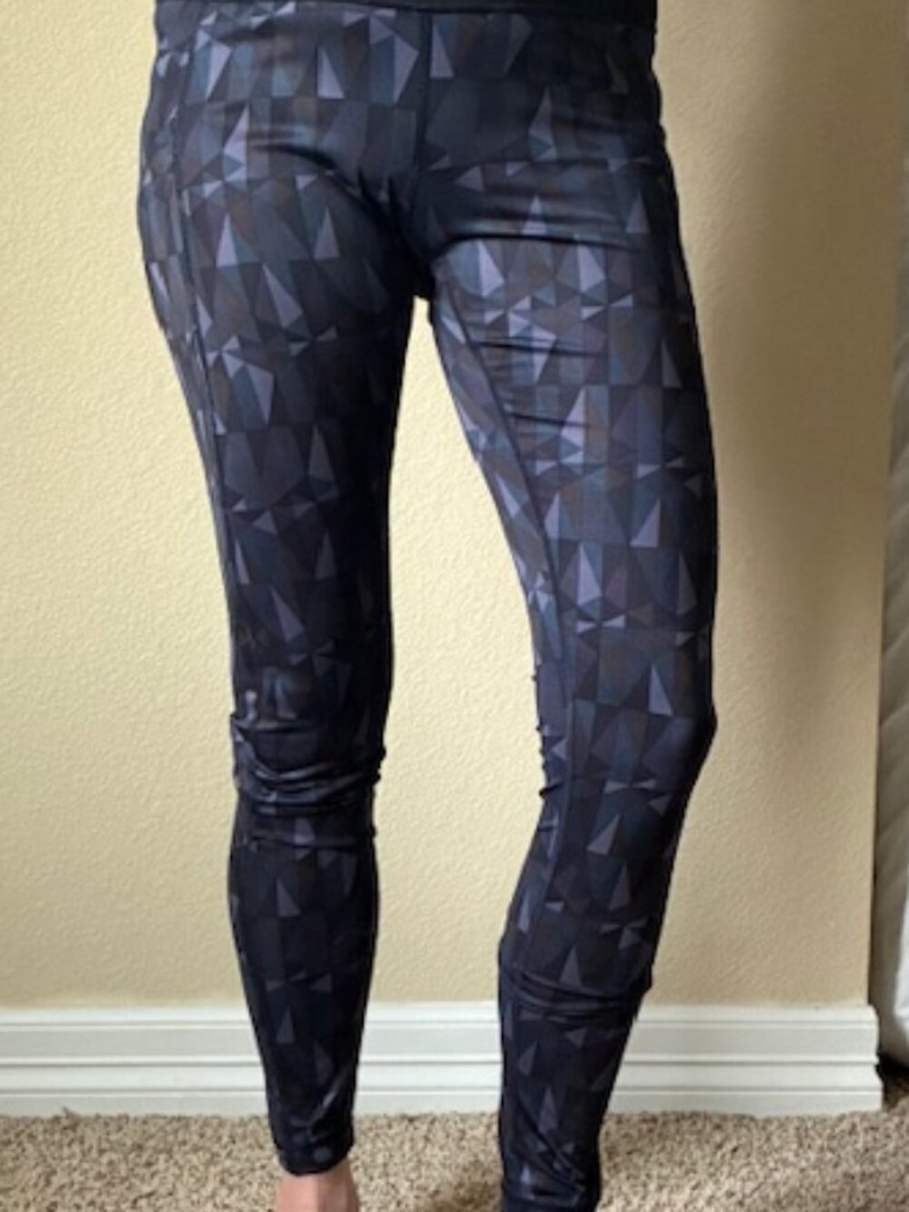 Lululemon leggings, size 8, long